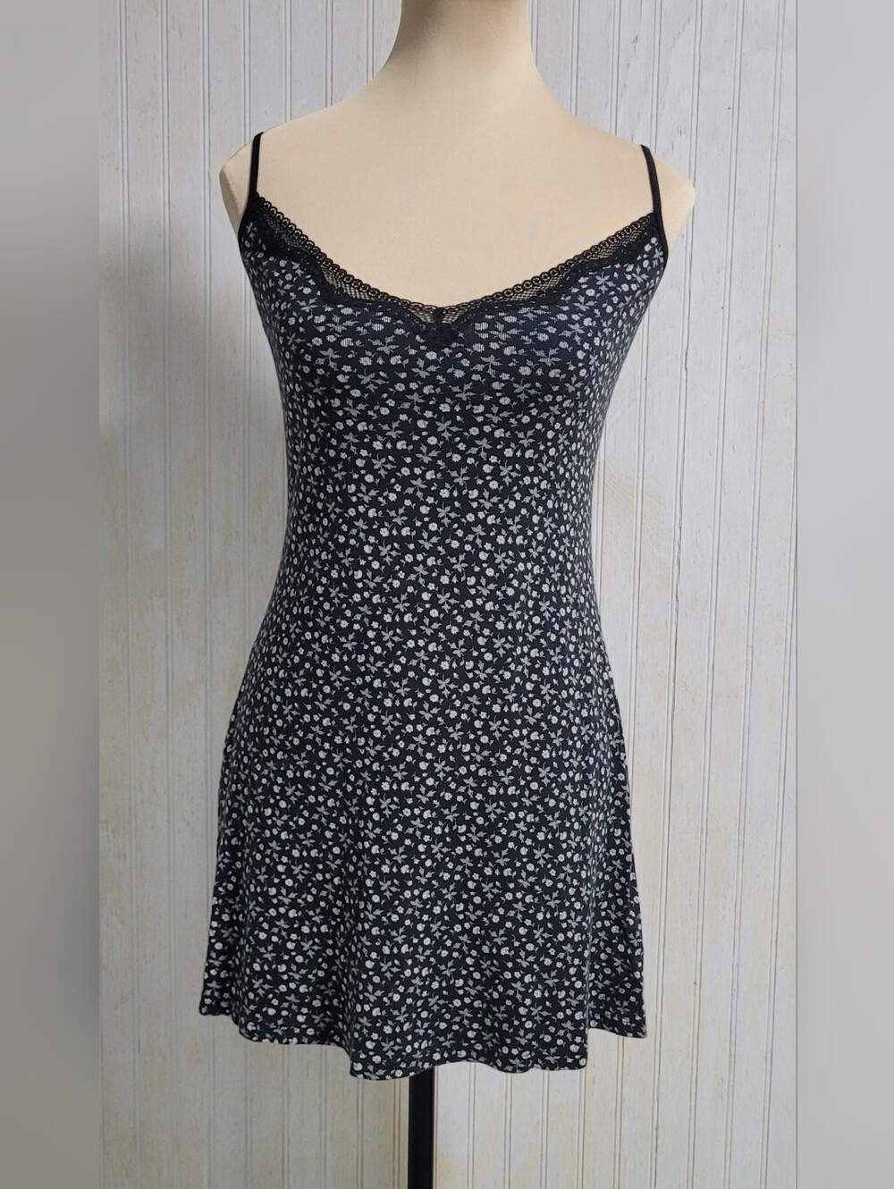 Victoria's Secret Vintage Y2K Floral Lace Trim Chemise Nightgown Dress XS